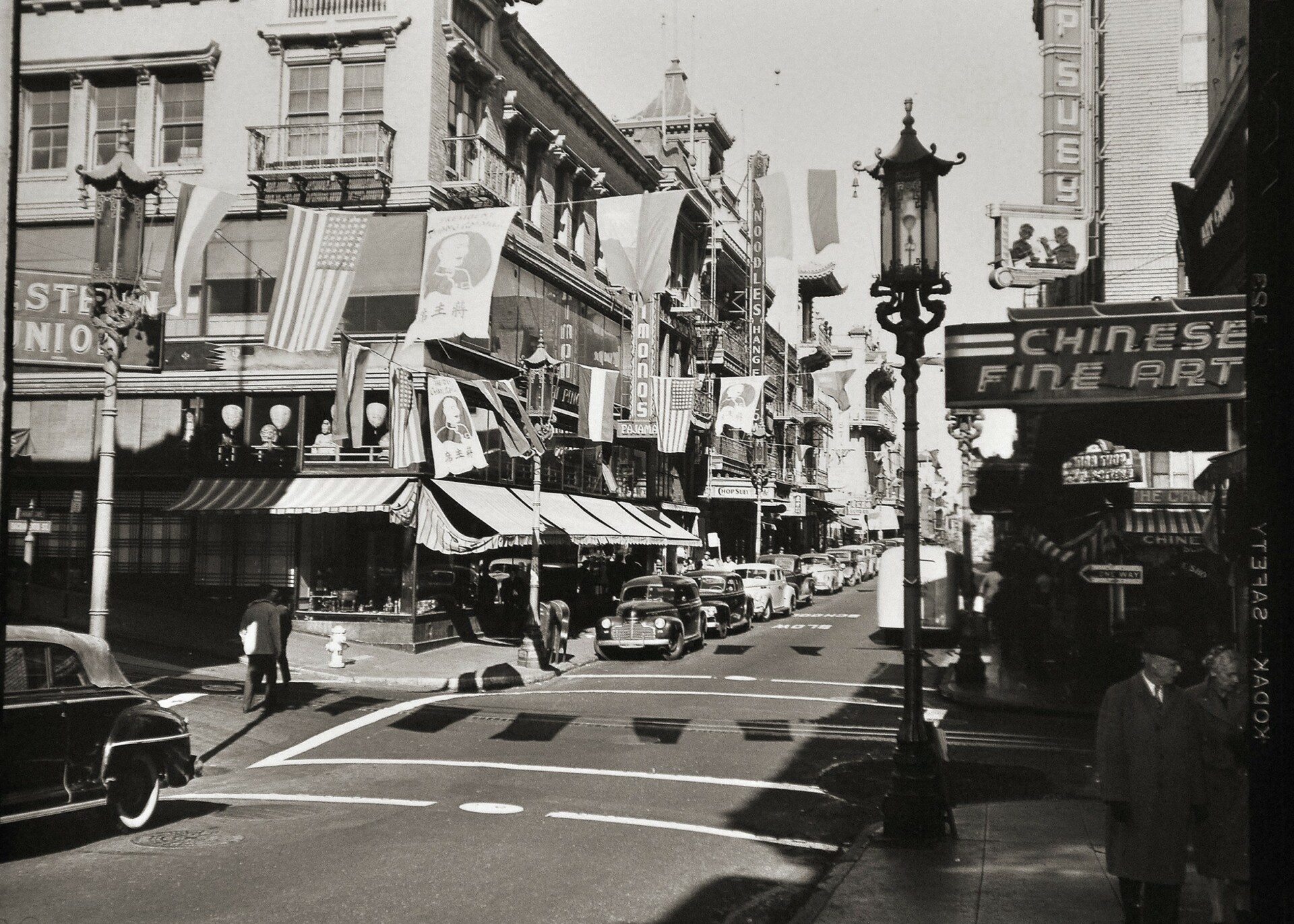 Black and white landscape photo of a street in San Francisco's Chinatown.